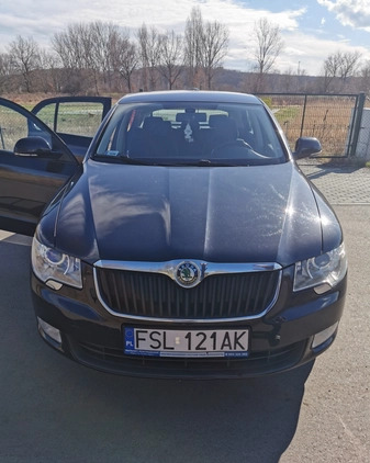Skoda Superb cena 22000 przebieg: 296000, rok produkcji 2011 z Słubice małe 46